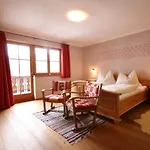 Alpengasthof Karalm Guest house